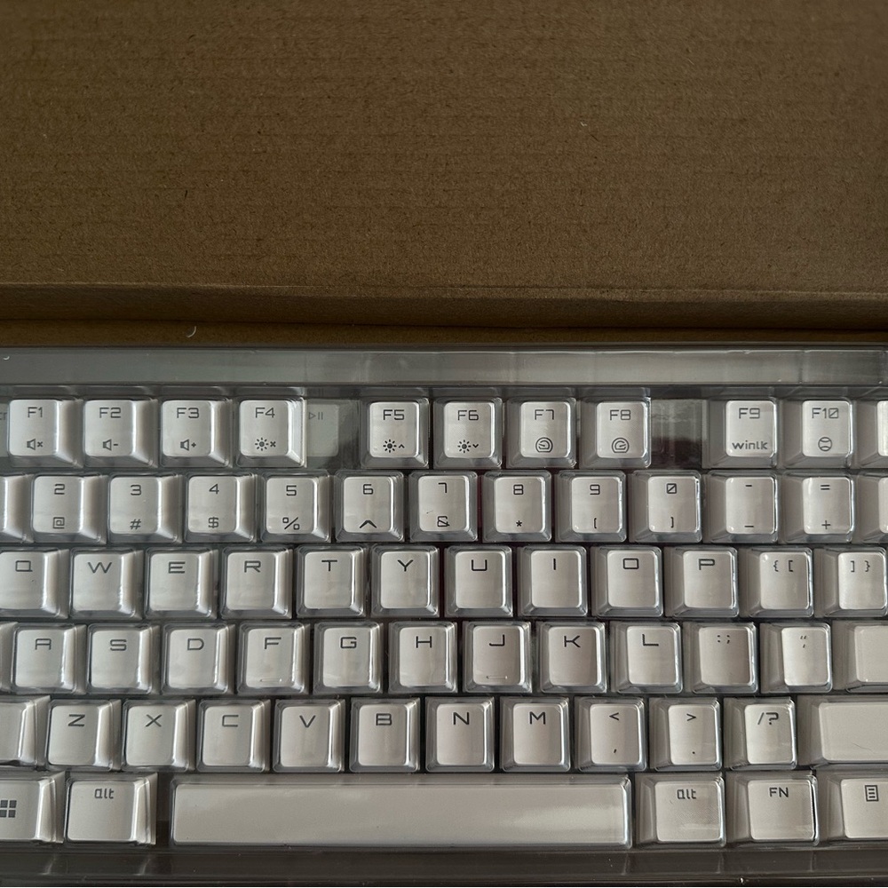 Cherry Custom Keyboard - Picture 7 of 7